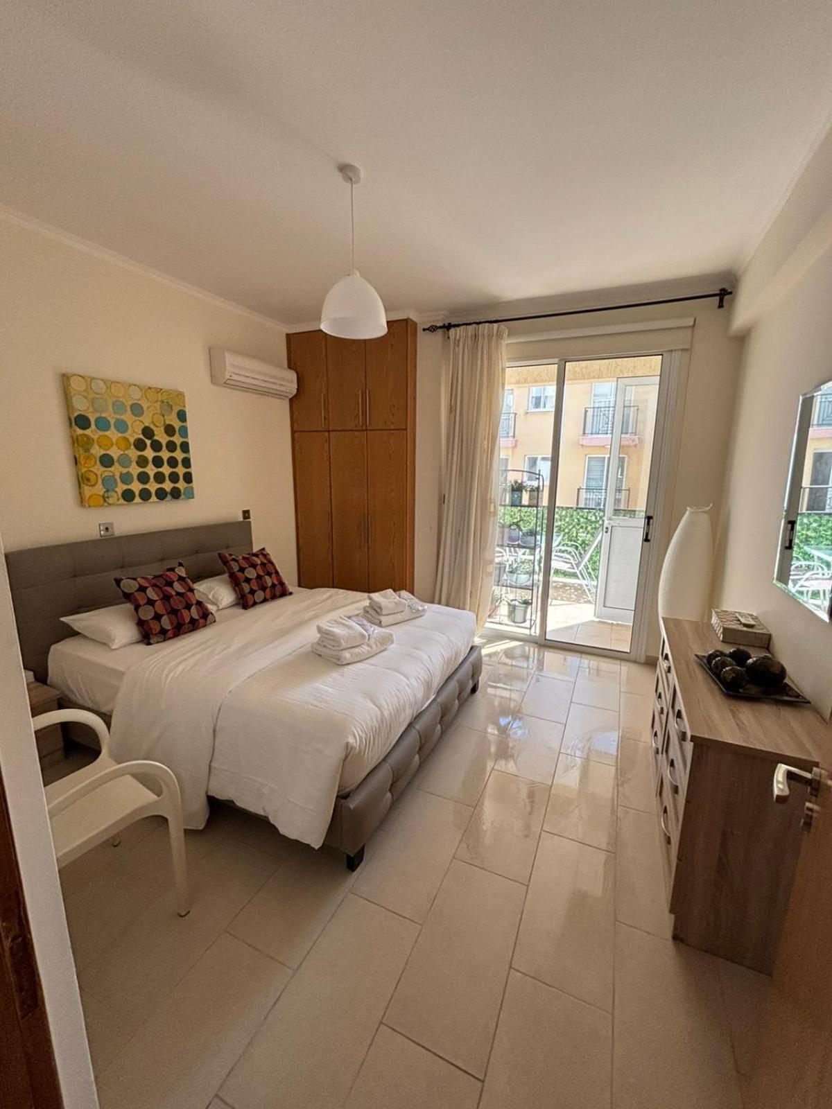2 Bedroom Apartment, Zygos Centre Block D - By Imh Travel & Tours Paphos Esterno foto